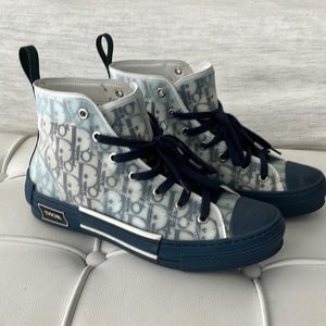 DIOR HIGH-TOP SNEAKER